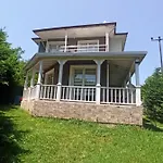 Grandvadi Kapalı ısıtmalı Havuz *