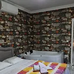 Grandvadi Kapali Isitmali Havuz Villa