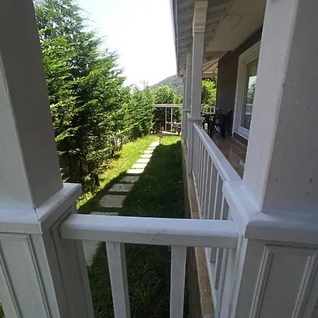 Villa Grandvadi Kapali Isitmali Havuz *