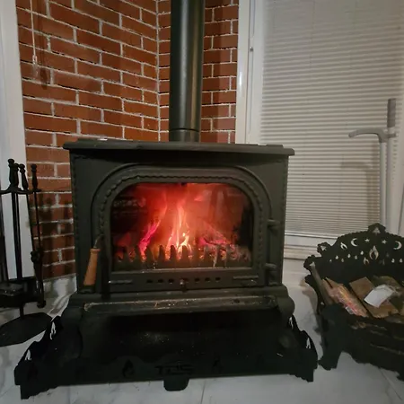 Grandvadi Kapali Isitmali Havuz Villa Sapanca